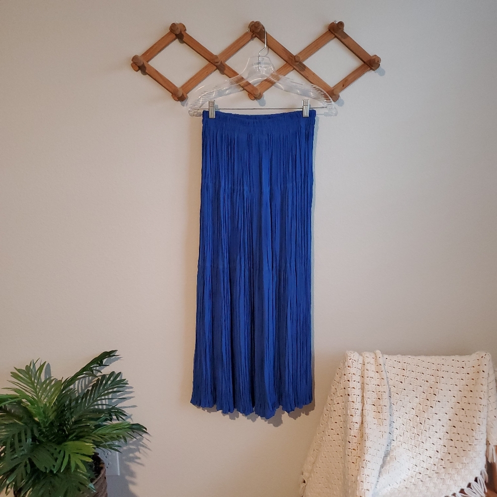 Vintage Designs by Julie maxi skirt blue